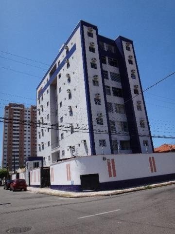 Apartamento - Venda - Joaquim Tvora - Fortaleza - CE